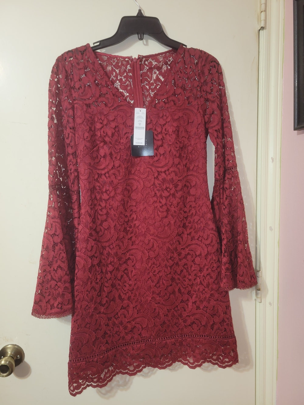 White House Black Market Burgundy Lace Long-Sleeve Shift Dress